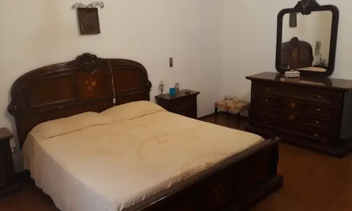 Rexer-pescara-Affittasi-stanze-CAMERA-DA-LETTO