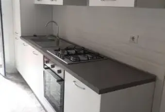 Rexer-Roma-Appartamento-Via-Salaria-centro-CUCINA