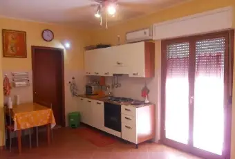Rexer-Pomezia-Grazioso-Appartamento-Entrata-indipendente-CAMERA-DA-LETTO