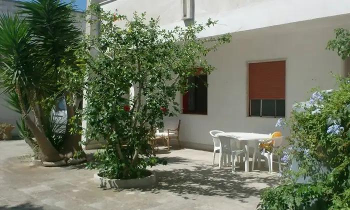 Rexer-Melendugno-Villetta-a-metri-dal-mare-Torre-dellOrso-GIARDINO