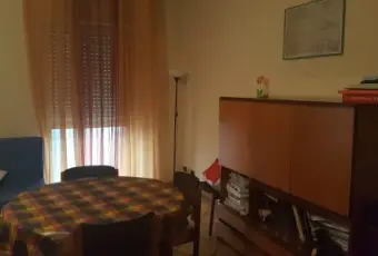 Rexer-Roma-Eur-colle-di-Mezzo-stanza-libera-SALONE