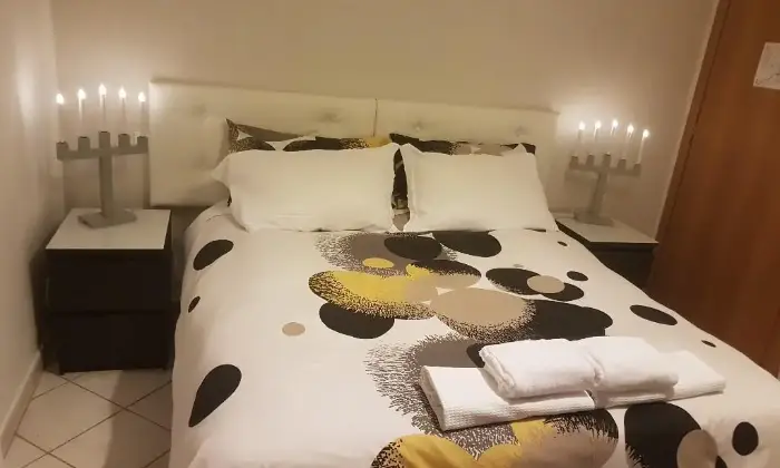 Rexer-Marino-Camera-matrimoniale-a-a-frattocchi-CAMERA-DA-LETTO