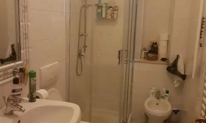 Rexer-Marino-Camera-matrimoniale-a-a-frattocchi-BAGNO