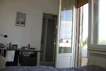 Rexer-Forl-Belle-camere-di-Forli-per-studentiesse-CAMERA-DA-LETTO