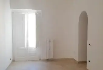 Rexer-Matera-Affitto-appartamento-uso-studio-in-zona-centrale-Matera-SALONE