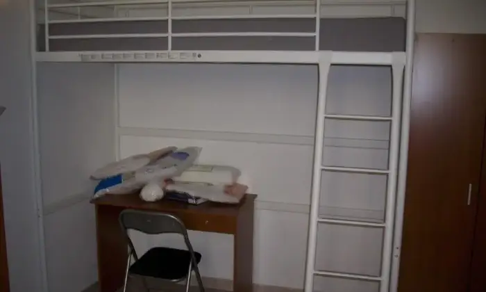 Rexer-Milano-Posto-letto-solo-a-studentesse-universitarie-CAMERA-DA-LETTO