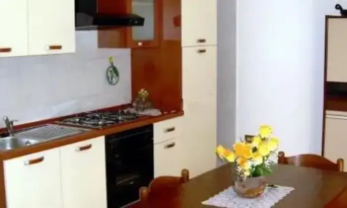 Rexer-Calasetta-Trilocale-in-affitto-in-via-Piemontesi-Calasetta-CUCINA