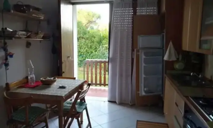 Rexer-Comacchio-Bilocale-appena-ristrutturato-in-affito-CUCINA