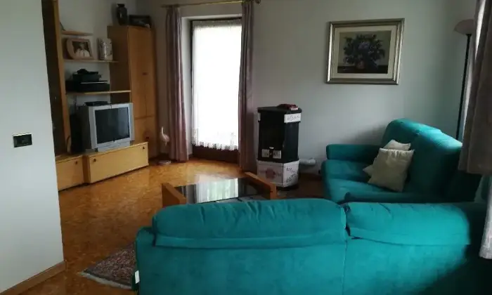 Rexer-Carano-Appartamento-spazioso-SALONE