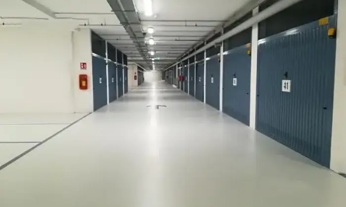 Rexer-Verona-Ampio-garage-centro-Verona-ALTRO
