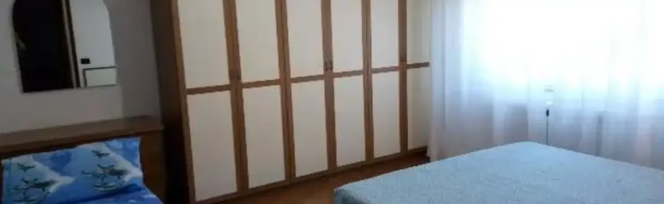 Rexer-Rimini-Posto-letto-in-affitto-CAMERA-DA-LETTO