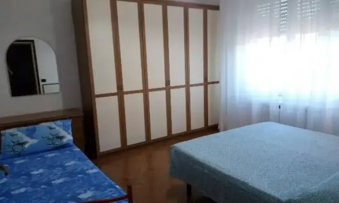 Rexer-Rimini-Per-STUDENTI-da-SETTEMBRE-CAMERA-DA-LETTO