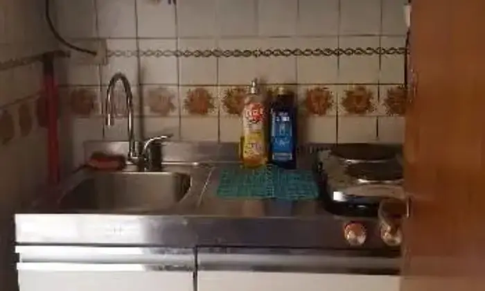 Rexer-Roma-Luminosissimo-Monolocale-CUCINA