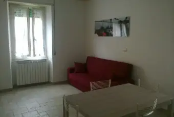 Rexer-Viterbo-Posto-letto-x-studentessa-SALONE