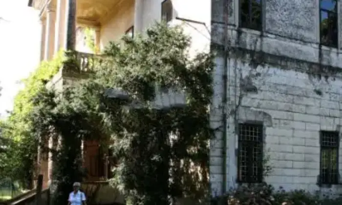 Rexer-Isola-Vicentina-Villa-in-affitto-in-via-Pasini-ALTRO