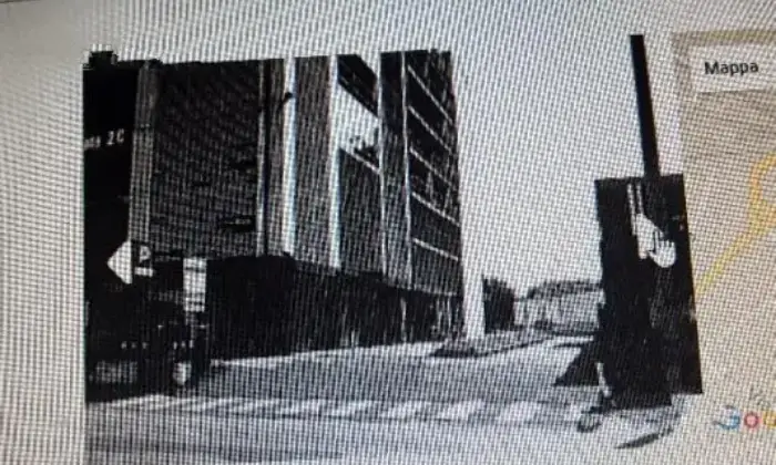 Rexer-Padova-Ampia-autorimessa-adiacente-ferrovia-ALTRO