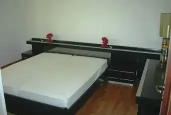 Rexer-Trieste-Per-studenti-fuori-sede-appartamento-mq-o-posti-letto-CAMERA-DA-LETTO