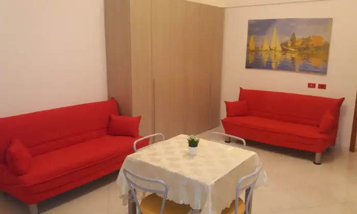 Rexer-VIESTE-VIESTE-MONOLOCALE-CENTRALE-PIANO-PERIODO-SCOLASTICO-CAMERA-DA-LETTO