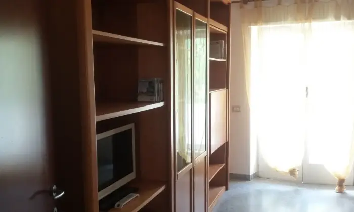 Rexer-Roma-Appartamento-uso-transitorio-SALONE
