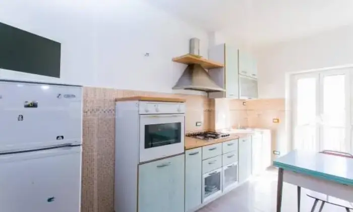Rexer-Roma-Appartamento-uso-transitorio-CUCINA