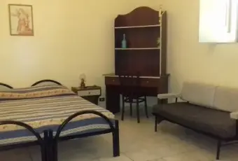 Rexer-Bernalda-Casa-indipendente-a-mt-dalla-spiaggia-CAMERA-DA-LETTO