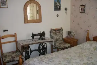 Rexer-TREVI-NEL-LAZIO-ALTIPIANI-DI-ARCINAZZO-VILLINO-ANGELA-CAMERA-DA-LETTO