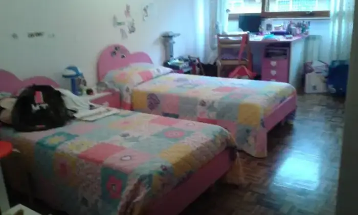 Rexer-Roma-Trilocale-arredato-CAMERA-DA-LETTO
