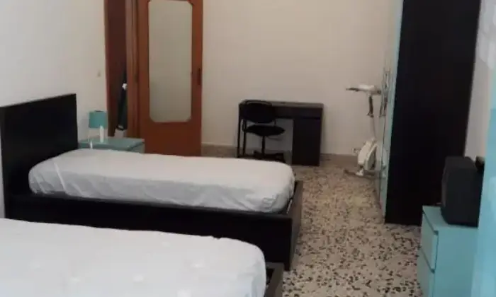 Rexer-Salerno-Posti-letto-Salerno-zona-Pastena-CAMERA-DA-LETTO