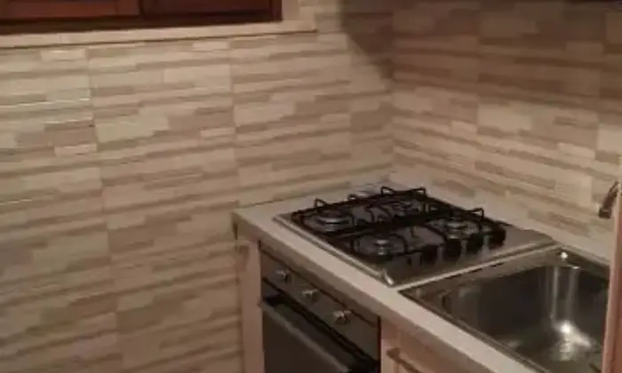 Rexer-LAquila-Mansarda-bilocale-arredata-santa-barbara-CUCINA