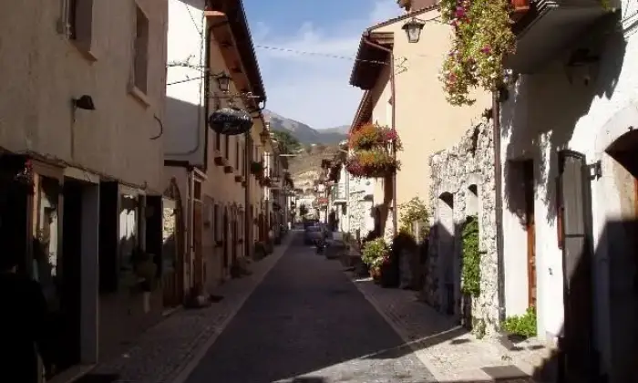 Rexer-Pescasseroli-Centralissima-quadrilocale-camino-ALTRO