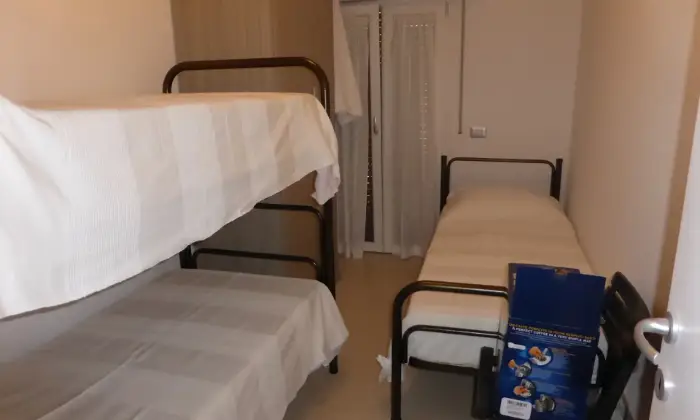 Rexer-CERVIA-Affitto-appartamento-Pinarella-di-Cervia-a-mt-dal-mare-CAMERA-DA-LETTO