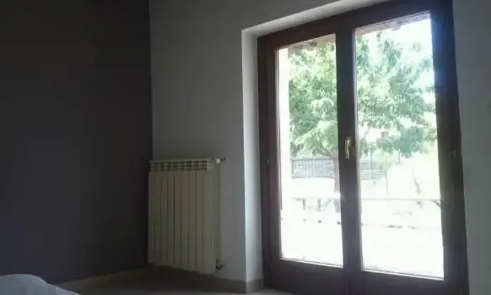 Rexer-LAquila-Laquila-km-dal-cc-laquilone-bilocale-CAMERA-DA-LETTO