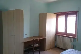 Rexer-LAquila-Laquila-vicino-c-comm-amiternum-ampie-camere-CAMERA-DA-LETTO