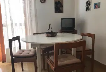 Rexer-Diano-Marina-Bilocale-arredato-al-mare-libero-da-ottobre-x-mesi-SALONE