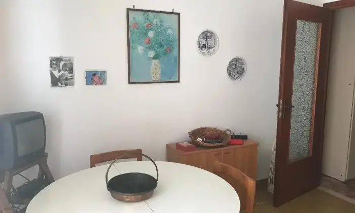 Rexer-Diano-Marina-Bilocale-arredato-al-mare-libero-da-ottobre-x-mesi-CUCINA