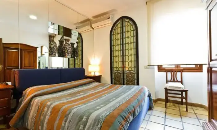 Rexer-Roma-Apartment-San-Pietro-CAMERA-DA-LETTO