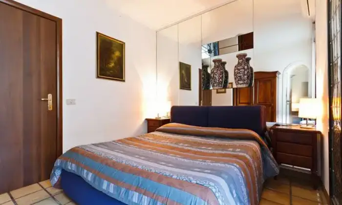 Rexer-Roma-Apartment-San-Pietro-CAMERA-DA-LETTO
