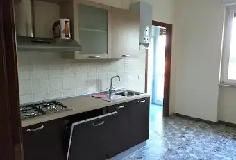 Rexer-Castellanza-TRILOCALE-PER-STUDENTI-UNIVERSITARI-FRONTE-PARCO-UNIVERSITA-CUCINA