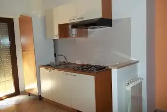 Rexer-Fiumicino-Monolocale-arredato-fiumicino-isola-sacra-CUCINA