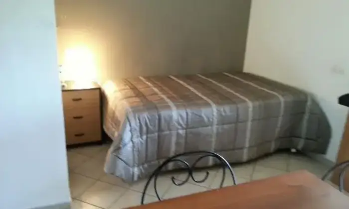 Rexer-Fiumicino-Monolocale-arredato-fiumicino-isola-sacra-CAMERA-DA-LETTO