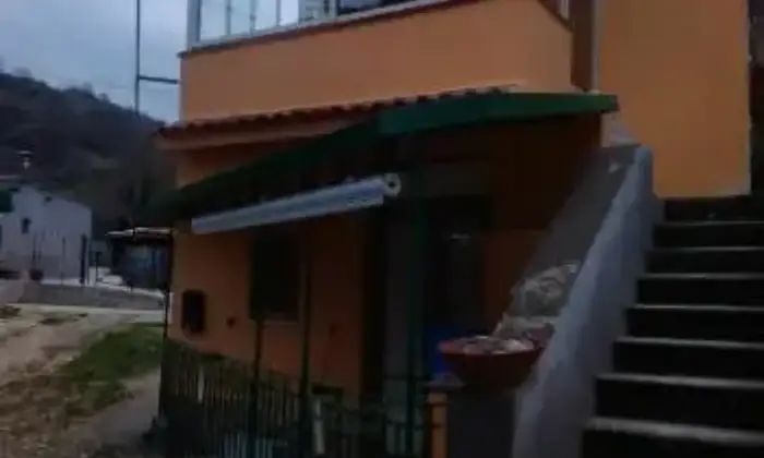 Rexer-SantAgata-de-Goti-Casa-su-tre-livelli-santagata-de-goti-ALTRO