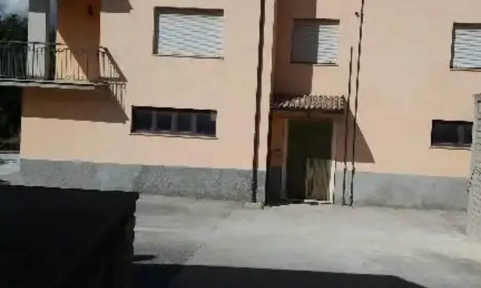 Rexer-LAquila-Immobile-a-Roio-Poggio-ALTRO