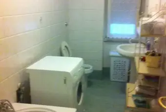 Rexer-Roma-Trilocale-a-Via-di-San-Romano-zona-Stazione-Tiburtina-BAGNO