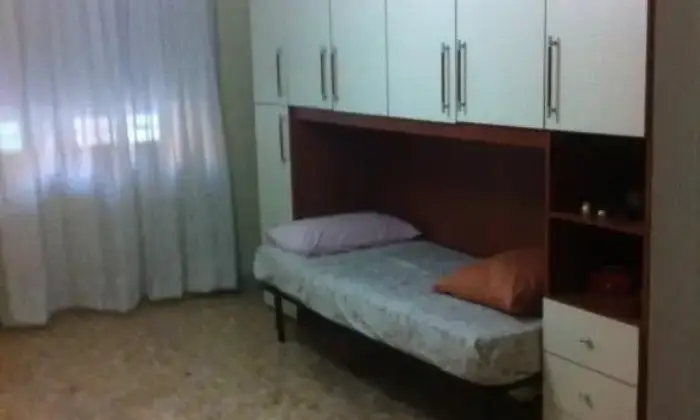Rexer-Roma-Trilocale-a-Via-di-San-Romano-zona-Stazione-Tiburtina-CAMERA-DA-LETTO