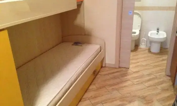 Rexer-Barletta-Appartamento-monolocale-arredato-CAMERA-DA-LETTO