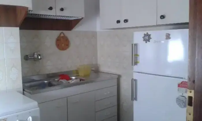 Rexer-Vico-del-Gargano-Appartamento-in-affitto-da-Settembre-CUCINA