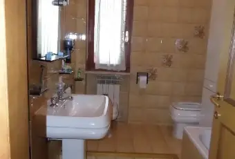 Rexer-Chieti-Camera-in-Via-Pescara-BAGNO