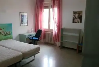 Rexer-Lecce-Lecce-camera-arredata-centralissima-CAMERA-DA-LETTO
