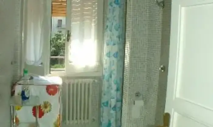 Rexer-Lecce-Lecce-camera-arredata-centralissima-BAGNO