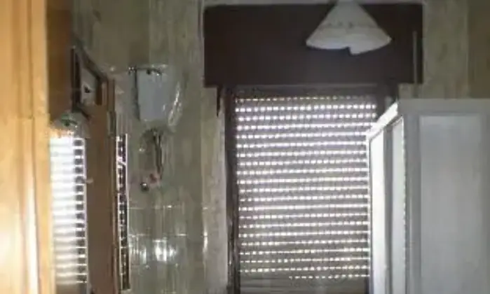 Rexer-Lecce-Intero-appartamento-arredato-a-studentessestudent-BAGNO